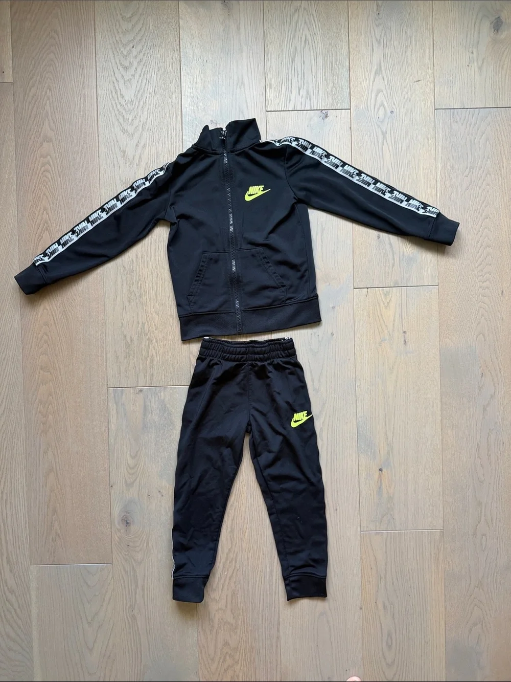 Nike Toddler Boys Track Suit